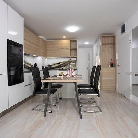 Апартаменти Апартамент За Гости Ивви-1 Burgas Екстер'єр фото